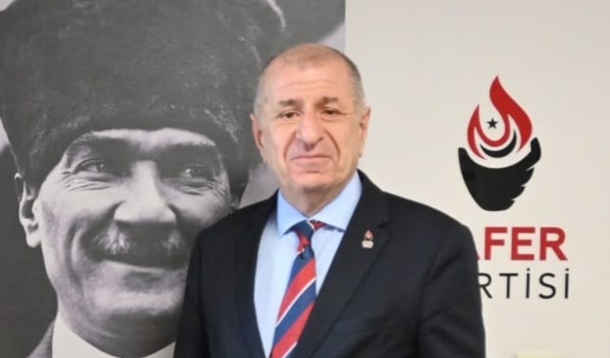 Hulusi̇ Akar (4)