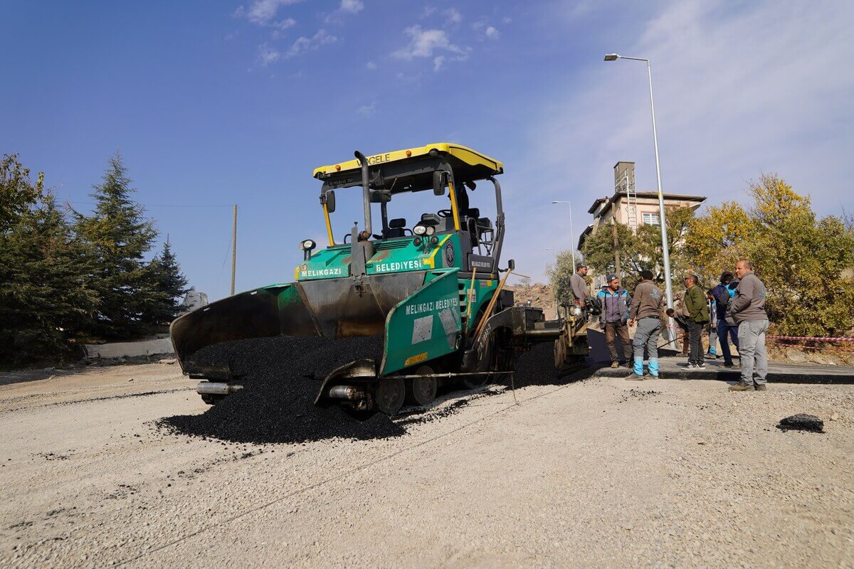 Kayseri'de Yeni Yollar Açılıyor Şehir Ulaşımına Büyük Katkı Sağlayacak! (1)