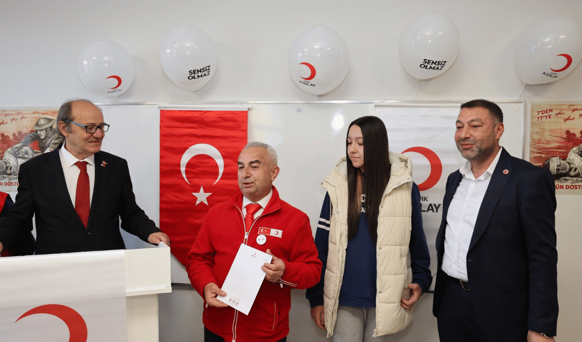Kızılayyyy (2)