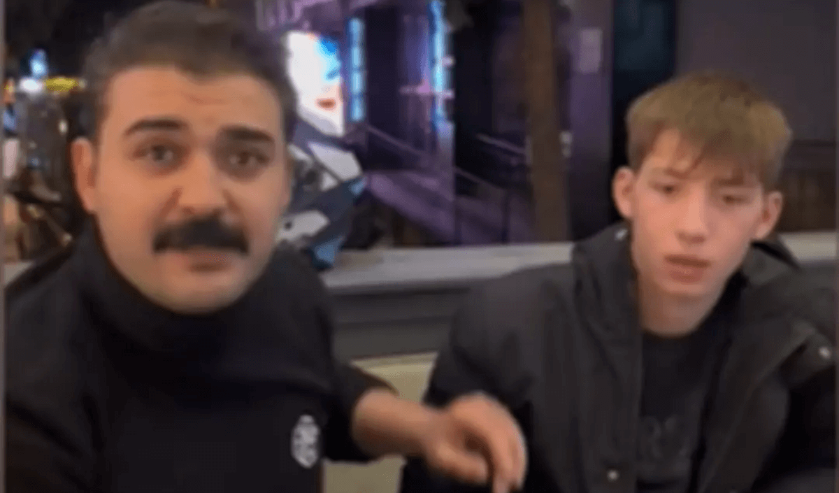 ‘Gündüze Hasret Kaldım’ demişti! Akaryakıt istasyonunda çalışan genç işten çıkarıldı!