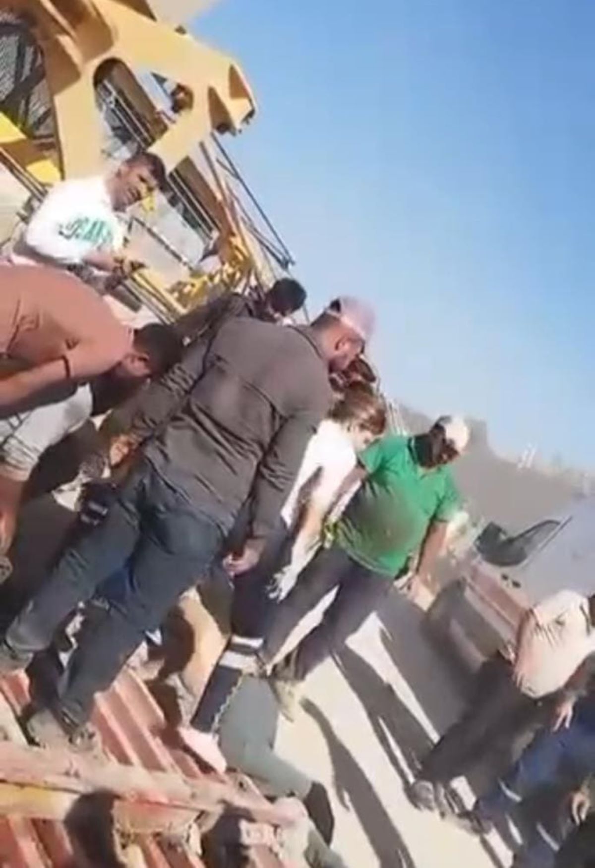 Kule Vinci Devrildi, Operatör Feci Şekilde Can Verdi! 3