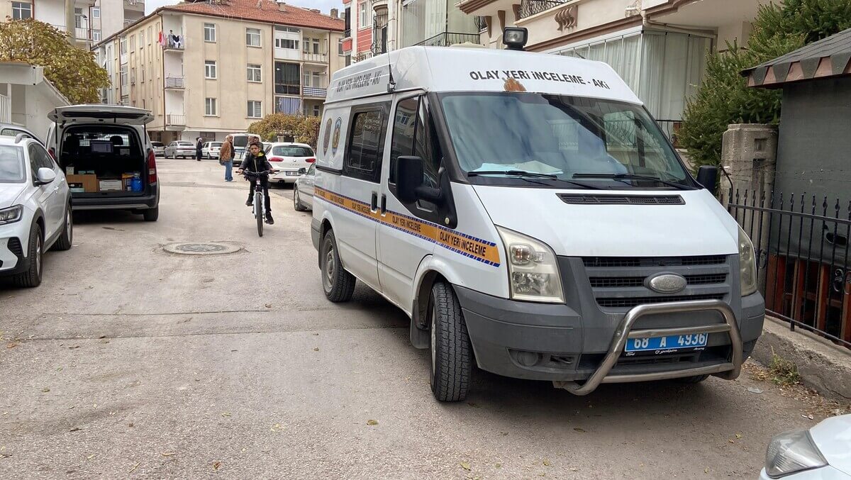 Memleketine Izne Gelen Asker Yatağında Ölü Bulundu! 2 (2)