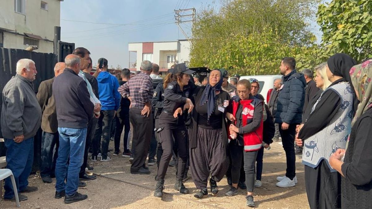 Şehir Eşe Veda Türk Bayraklı Tabutuna Son Kez Dokundu! 2