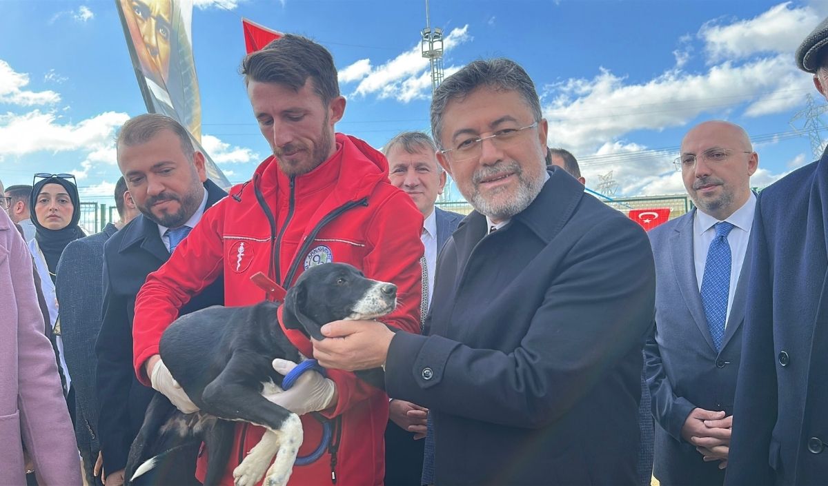 Tarım Orman Bakanı Köpek 1