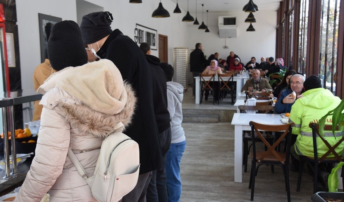 4 Çeşit Yemek 70 Tl! Ama Kayseri’de Yok! (2)