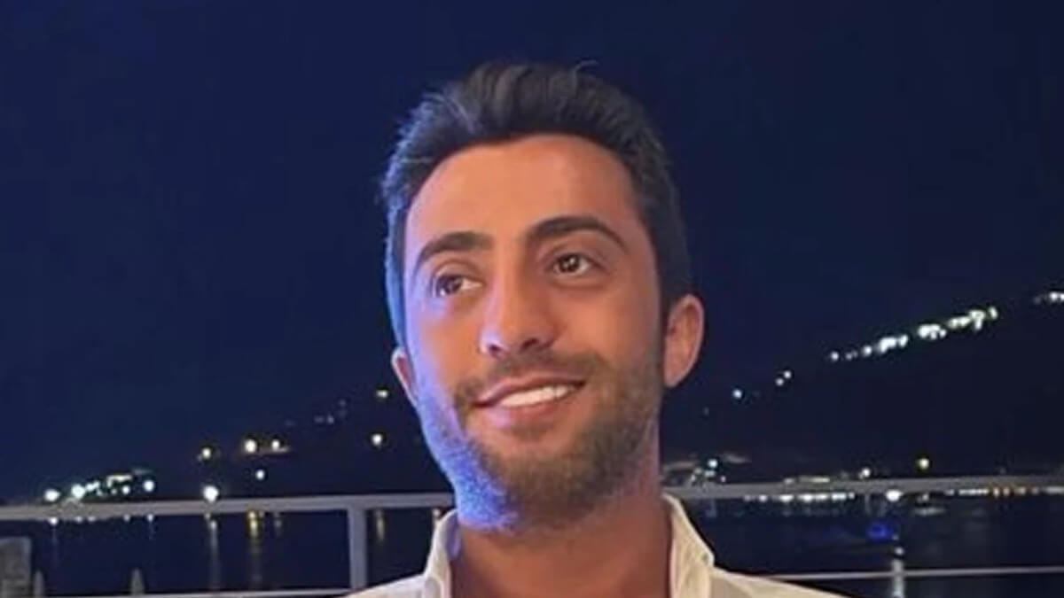 Ünlü şarkıcının muhabir kardeşi evinde ölü bulundu!
