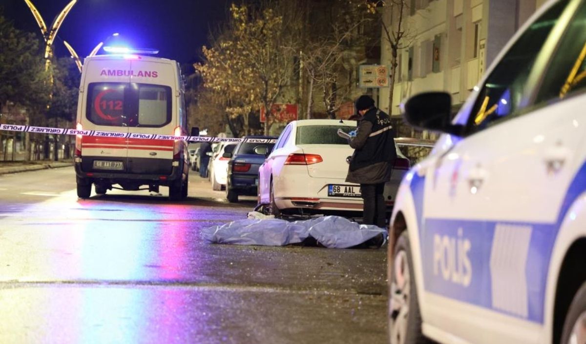 Acı Olay! Otomobilin Çarptığı Bisiklet Sürücüsü Öldü!M4