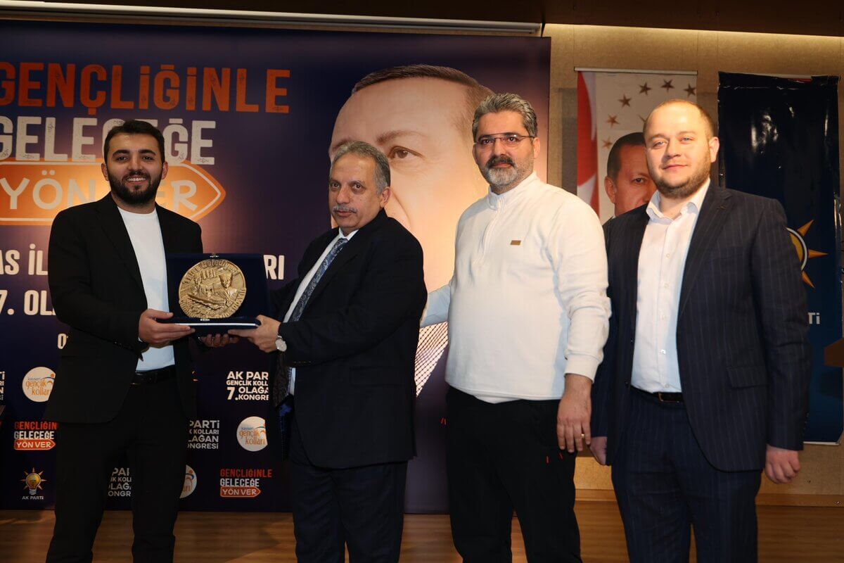 Ak Parti Kayseri'de Yeni Başkan Belli Oldu! (2)