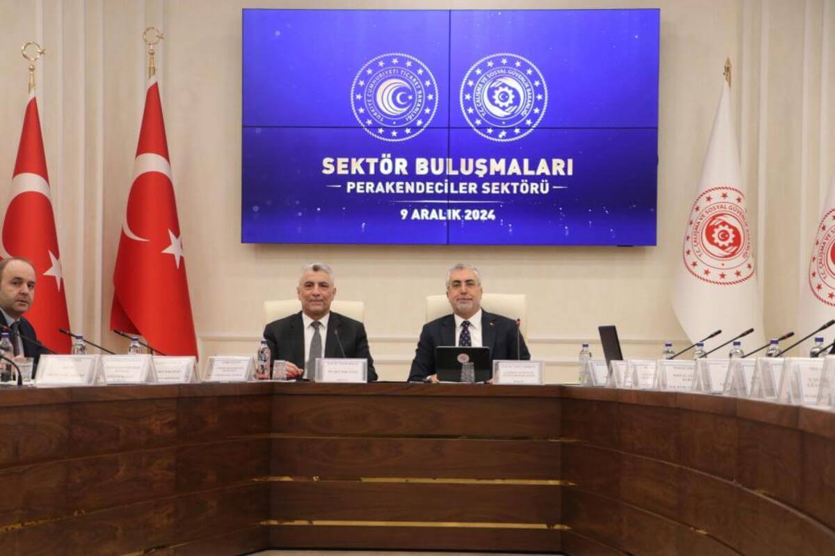 Asgari ücret maratonu öncesi Bakan Işıkhan resti çekti: Asla ezdirmeyeceğiz!