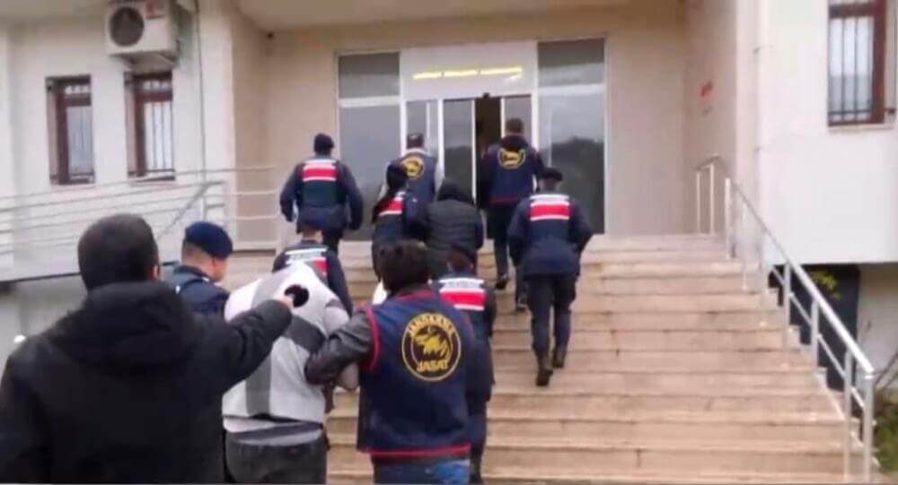 Müge Anlı’da sahte gelin çetesi çökertildi! Damatları soyup soğana çevirdiler!