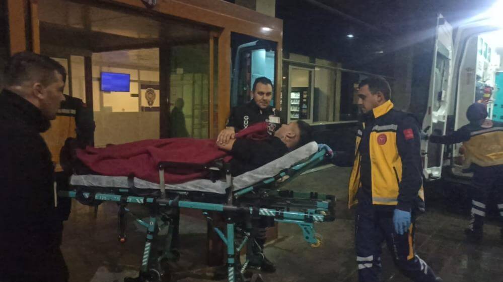 Husumetliler arasında kanlı hesaplaşma! Bıçaklı kavga kötü bitti!
