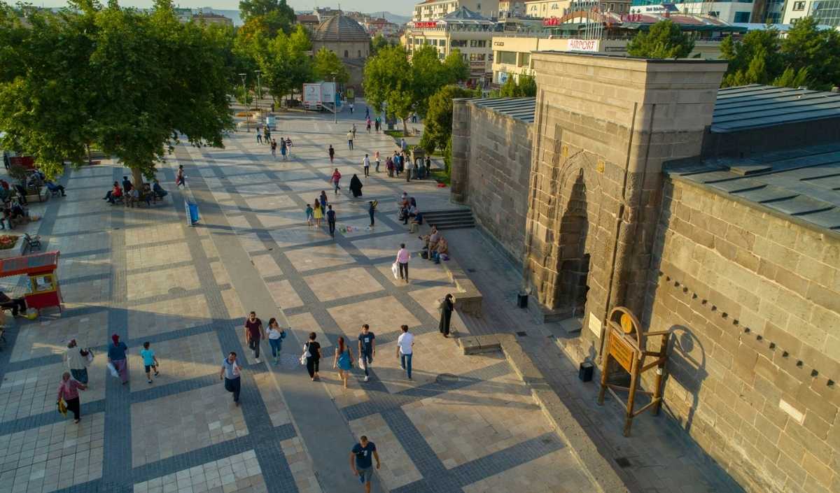 Kayseri Hunat Cami Selçuklu (1)