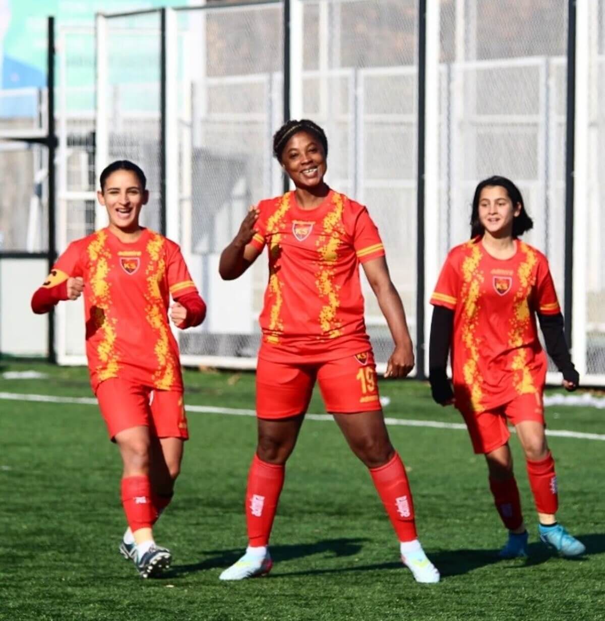 Kayseri Kadın Fk, 3 Puanı Kaptı! (1)