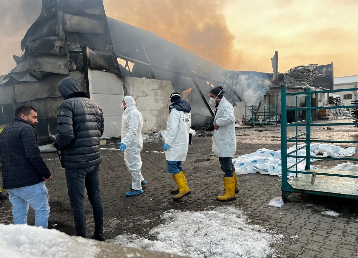 Kayseri Osb'deki Yangın Ile Ilgili Soruşturmada O 5 Kişi Gözaltı Alındı! (3)