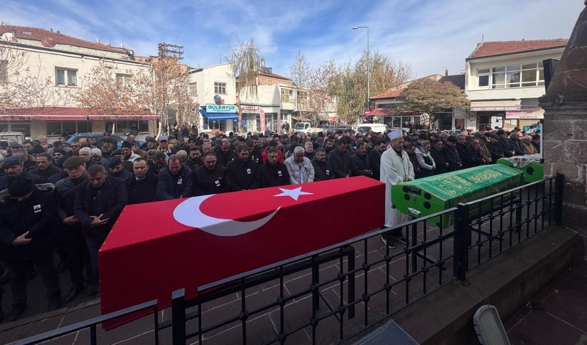 Kayseri’de Emekli Astsubaya Son Vazife! (2)