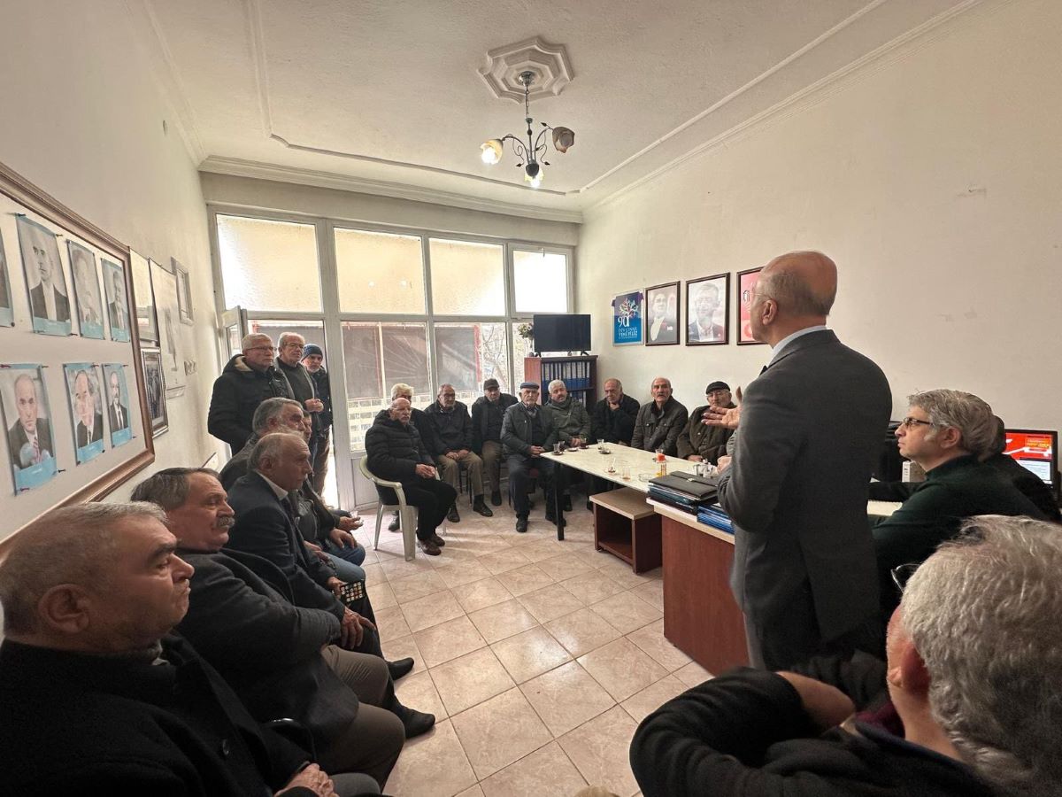 Kayseri’de İyi̇ Parti’den Seçilen Meclis Üyeleri, Istifa Ederek Chp’ye Geçti 1