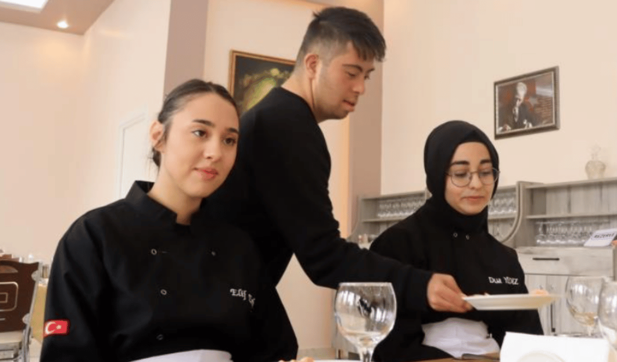 O Okul Öyle Bir Şey Yaptı Kı (3)