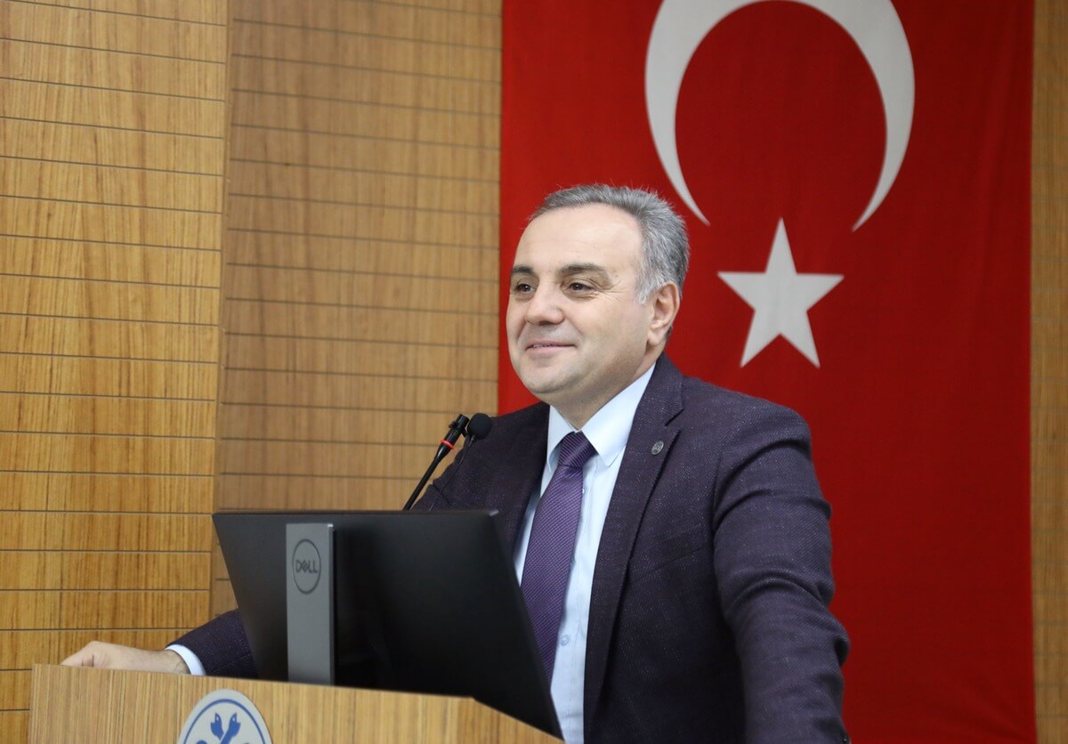 Rektör Prof. Dr. Altun (1)