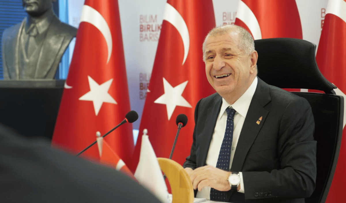 Zaferparti̇si̇yeni̇di̇vantoplanti (1)