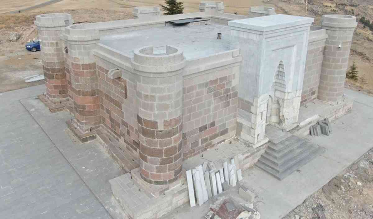 6 Gezegen Hizalandı (1)