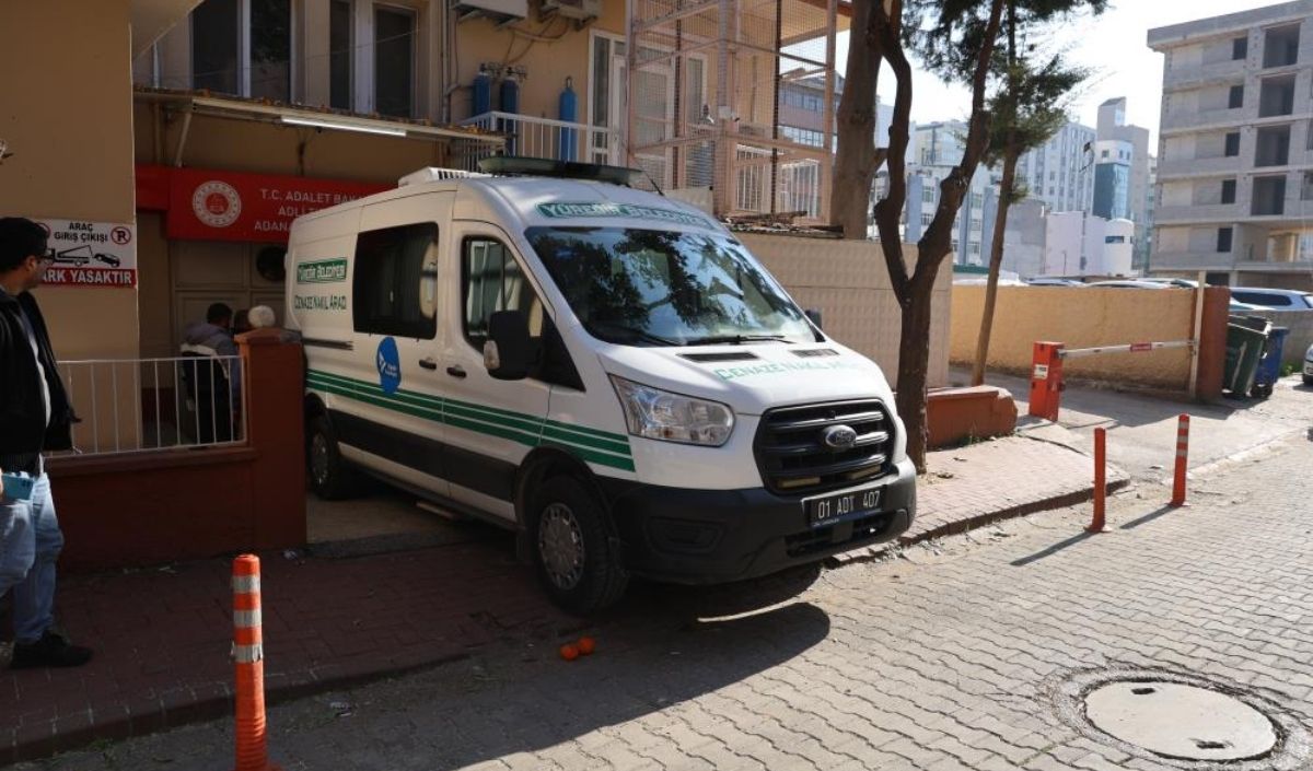 Adana Genç Kadın 3