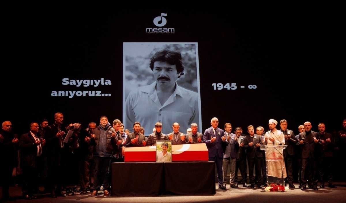 Arabesk Müziğin Efsanesi Ferdi Tayfur Son Yolculuğuna Uğurlandı (4)
