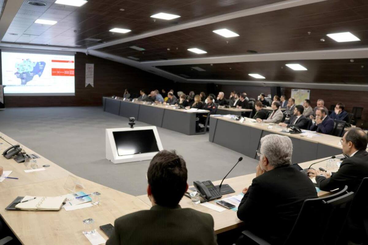 Kayseri’de sağlık yatırımları ve hizmet kapasiteleri masaya yatırıldı!