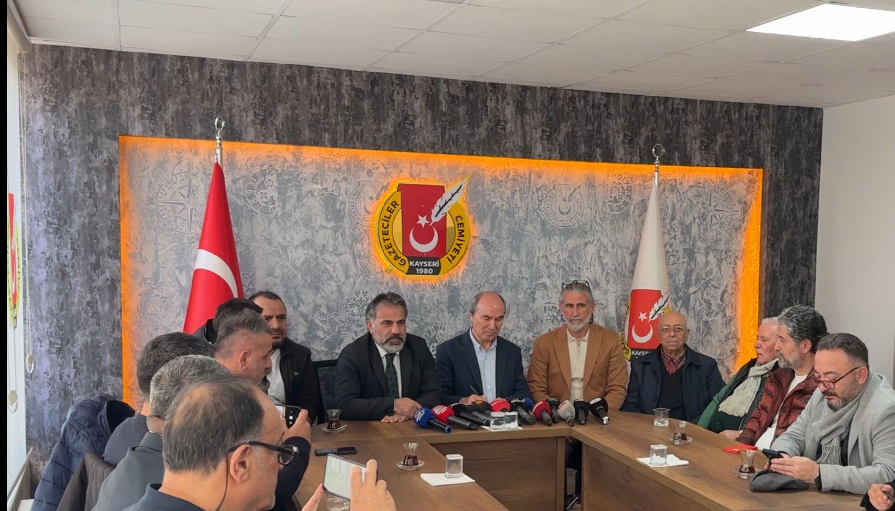 Azim Deniz Açıklama (2)