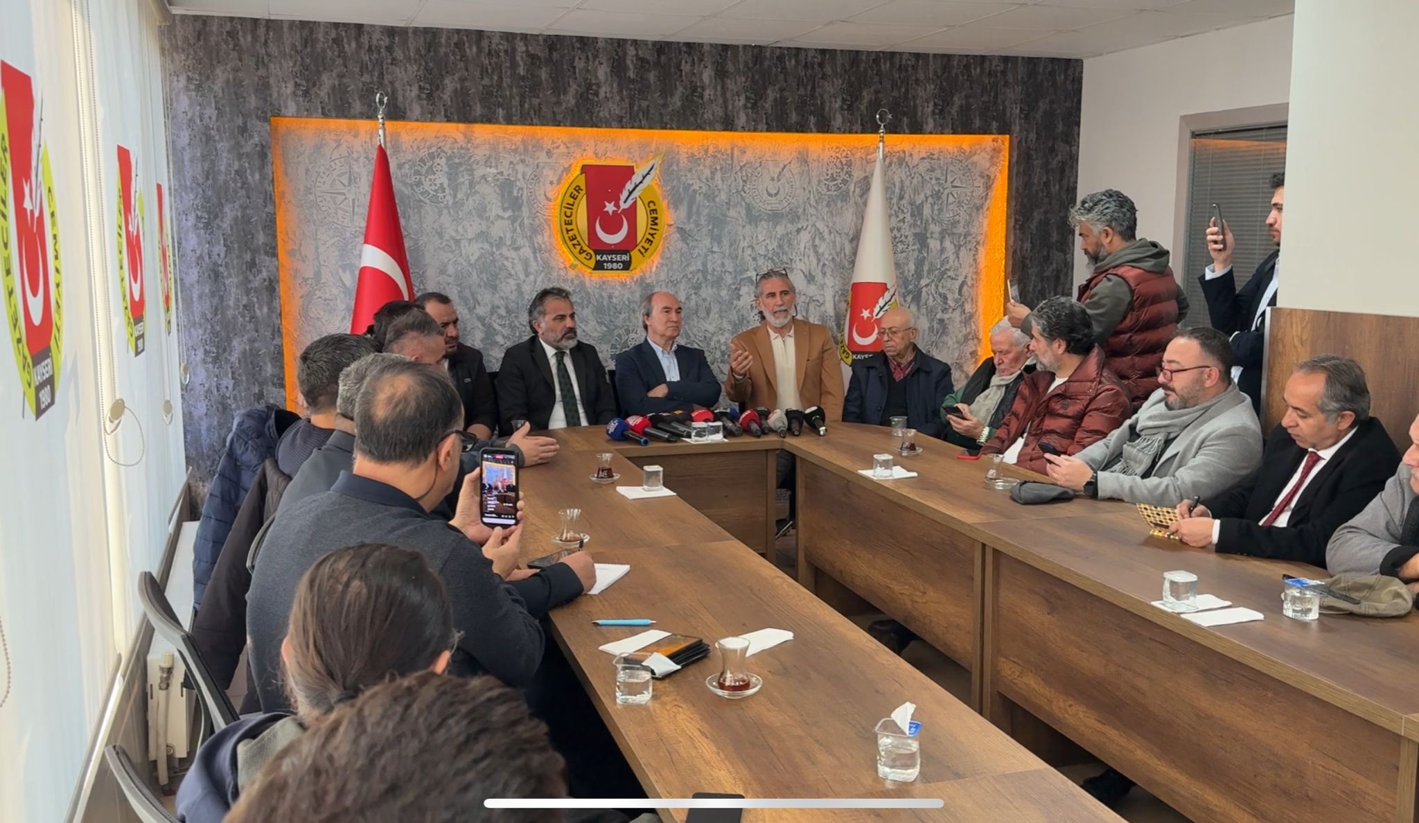 Azim Deniz Açıklama (5)