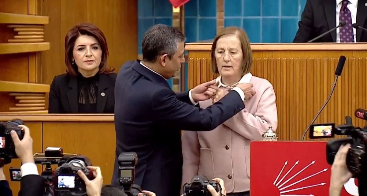 Eski Bakan Chp