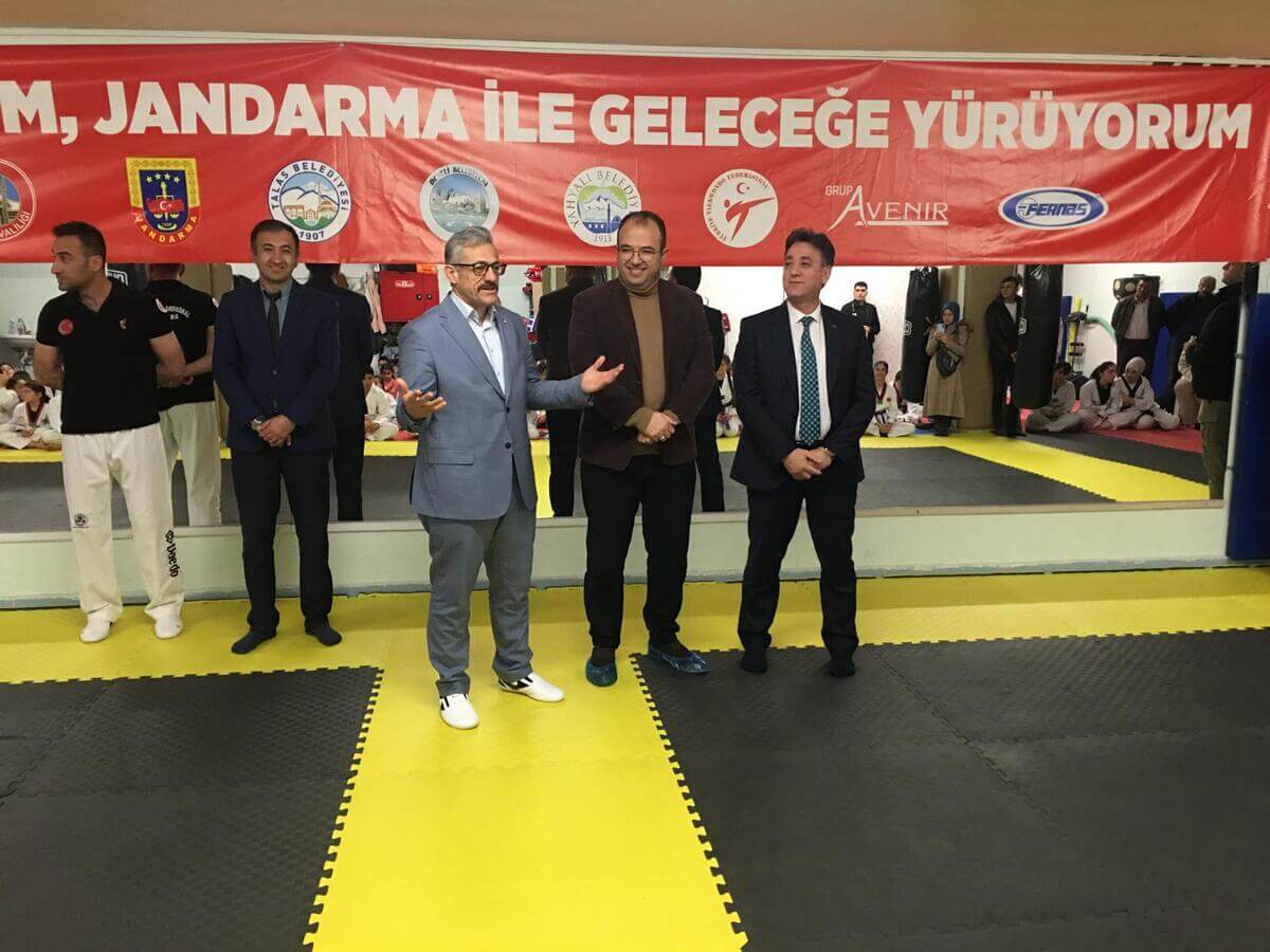 Taekwondo Öğrencileri Develi’deki sınavda Ter Döktü!
