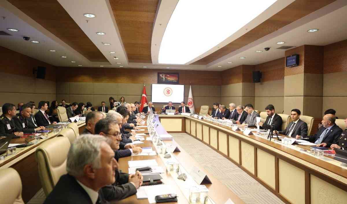Hulusi Akar Dijital Vatan Vurgusu Yaptı! (3)