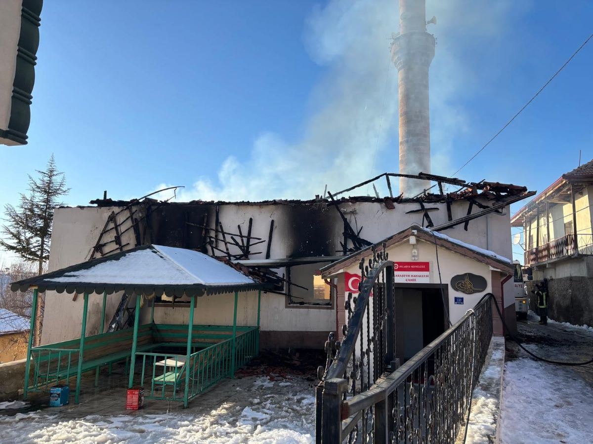 Kayseri’deki O Yapının Yıkımına Başlandı Dernek Kurarak Yeniden Inşa Edilecek! 1