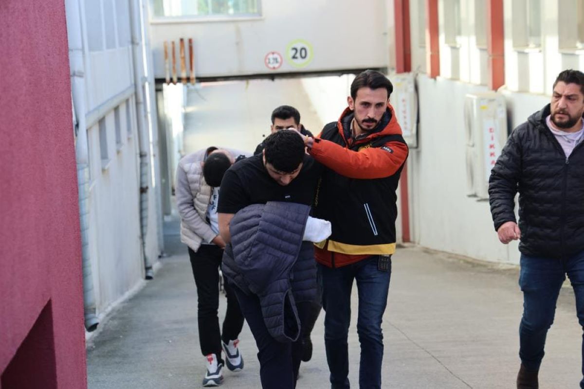 Komşuların ‘Bira Şişesi’ Kavgasında Kan Aktı 1 Ölü! 4