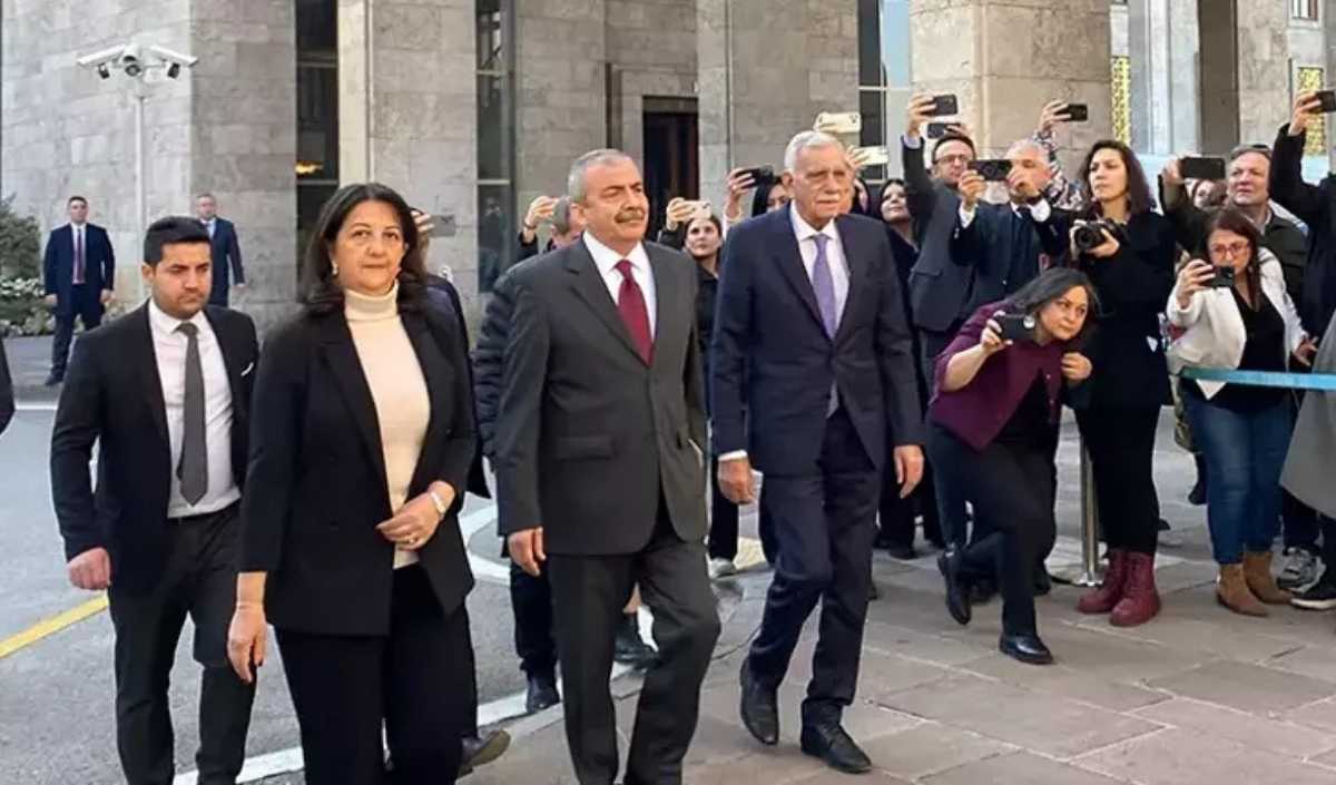 Mhp Genel Başkanı Bahçeli, Dem Parti Ile Görüştü! (3)