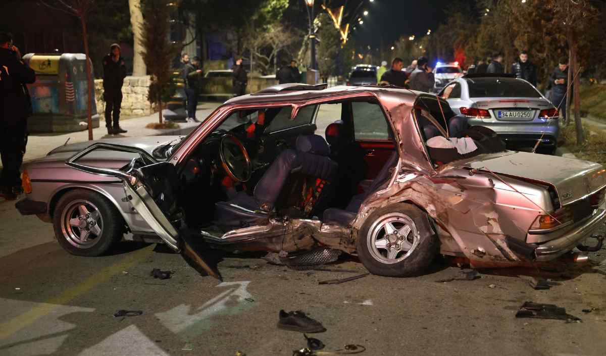 Mercedes Kazası (1)