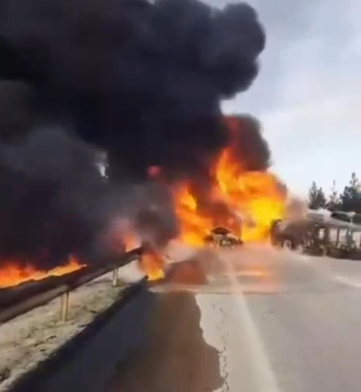 Adana Da Tanker Alev Aldı 1