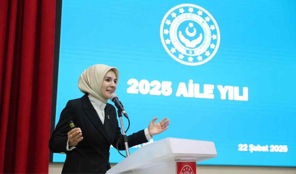 Ak Parti Kayseri Milletvekili Ayşe Böhürler Aile Politikalarımız Milli Güvenlik Meselesidir! (3)