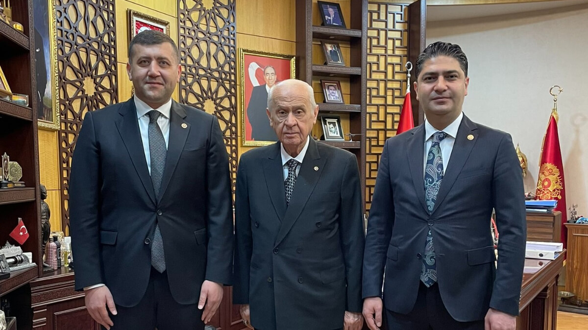 MHP lideri Devlet Bahçeli hastaneye kaldırıldı! İsmail Özdemir'den açıklama gecikmedi!