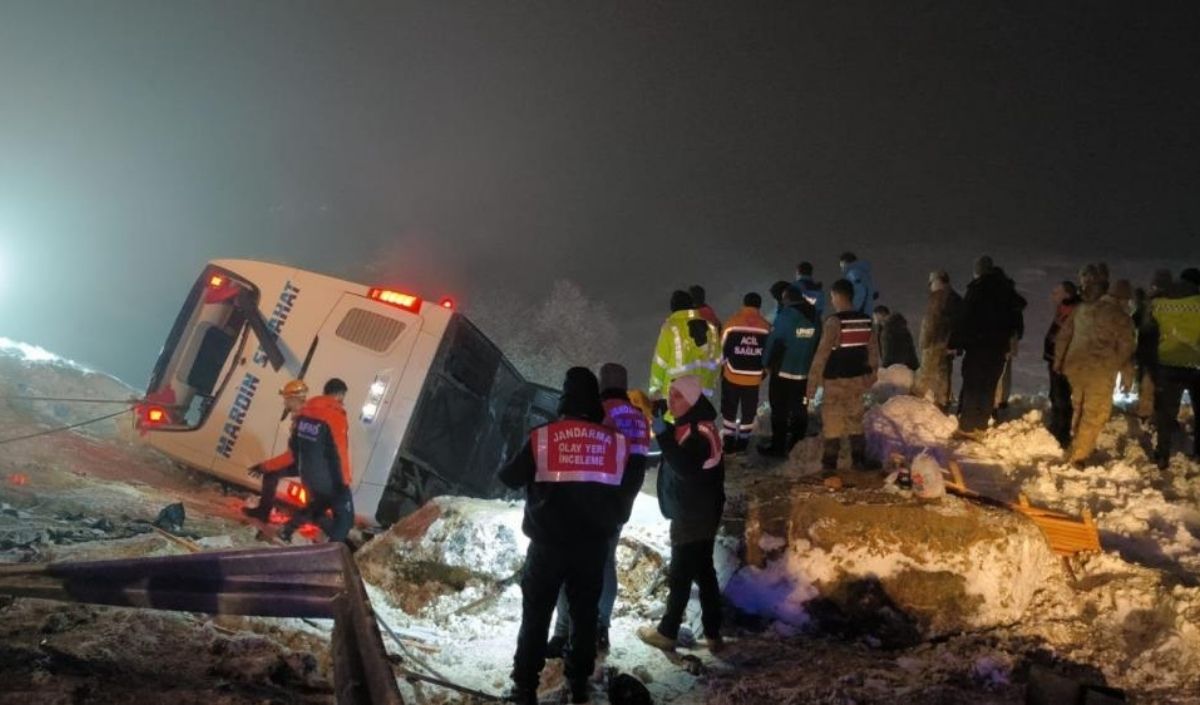 Bingol Yolcu Otobüsü Kazası (2)