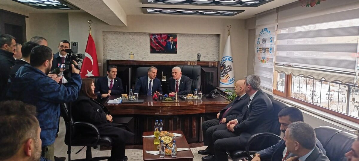 Müsavat Dervişoğlu Tomarza2
