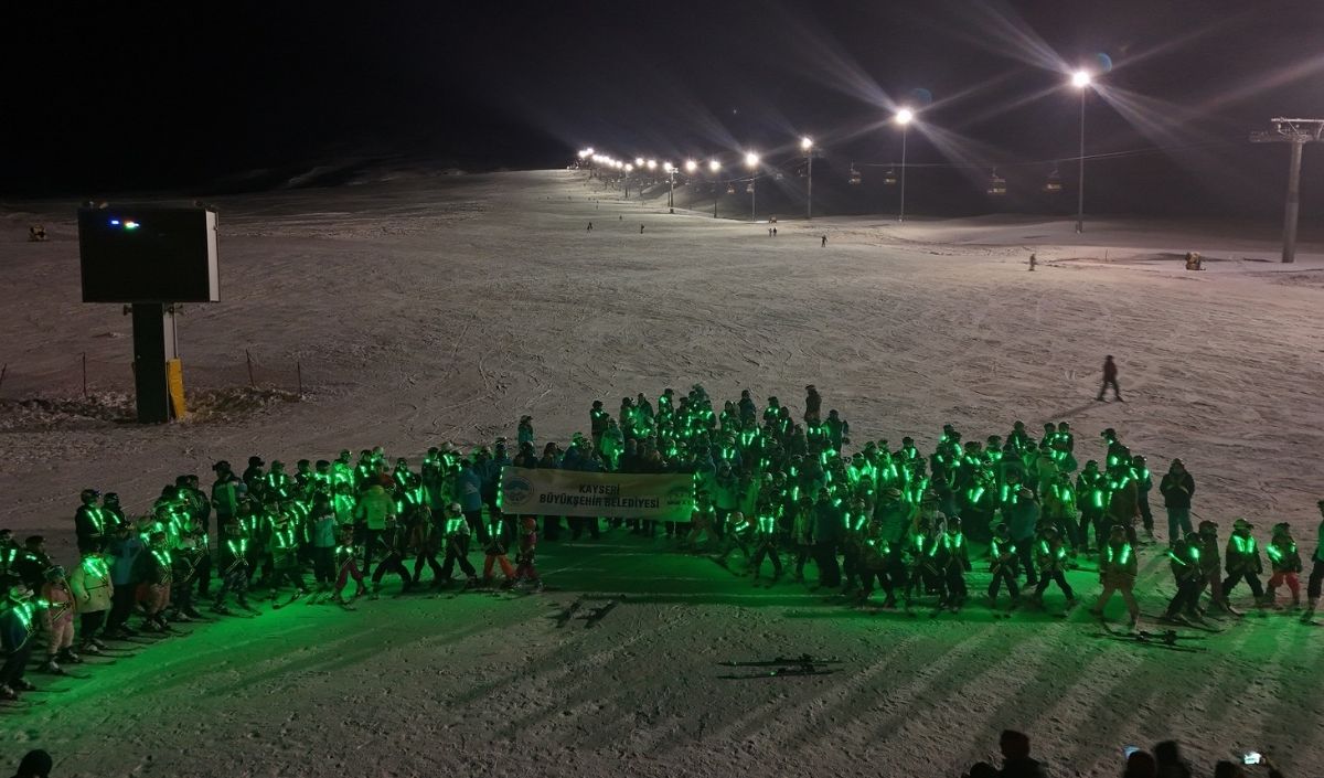 Erciyes’te Gece Ile Gündüz Birbirine Karıştı! Zirvede Unutulmaz Anlar (5)