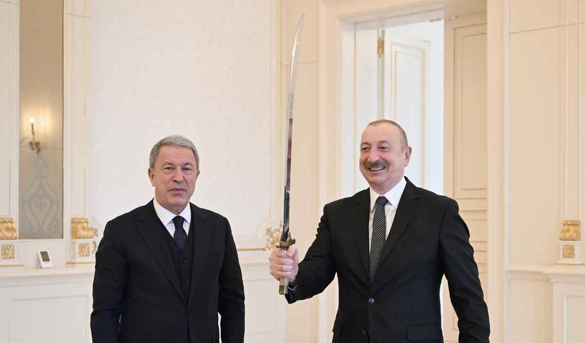 Hulusi Akar Azerbaycan Da Ailiyev Ile Görüştü (4)
