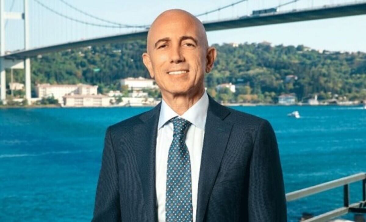 Babası suikaste uğramıştı! Ünlü iş adamının başı fena derde girdi!
