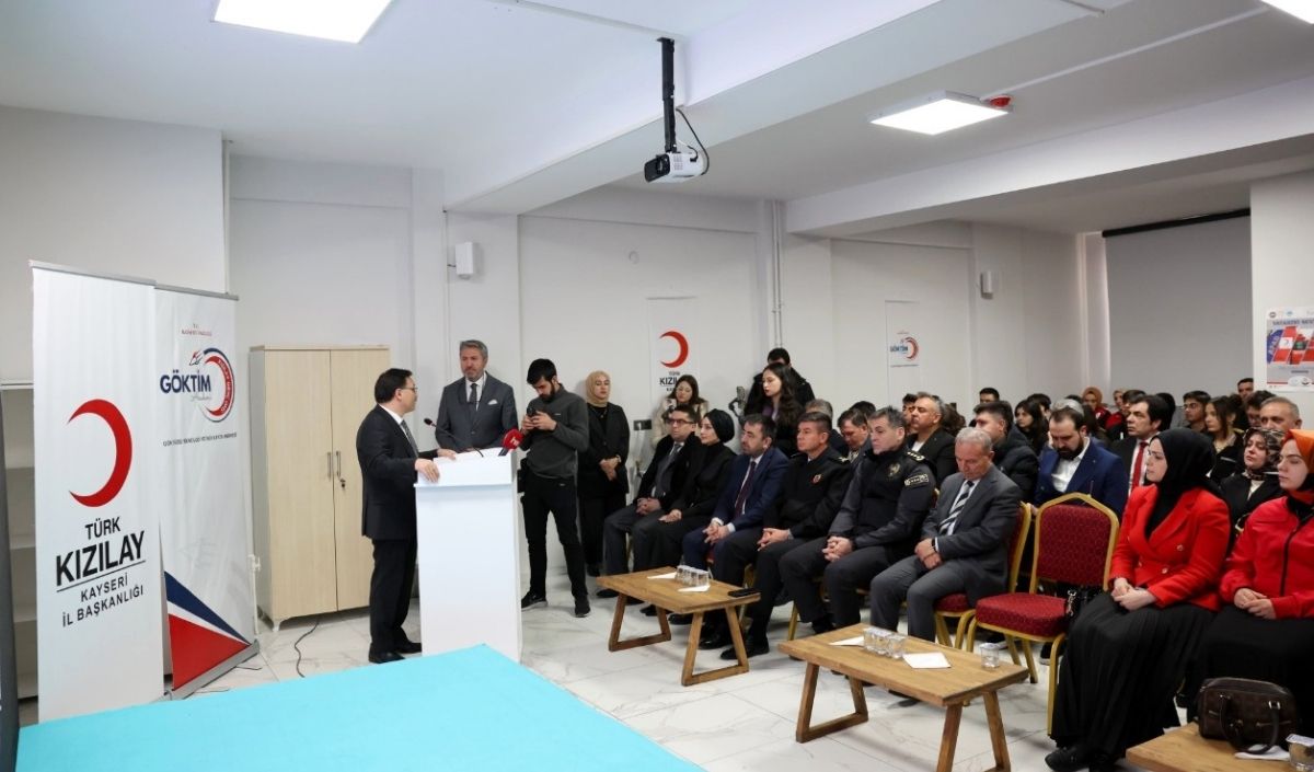 Kayseri Valisi Gökmen Çiçek’ten Dikkat Çeken Açıklama Ben Bir Gün Pes Edersem Sizler Kıyameti Kopartın! (3)
