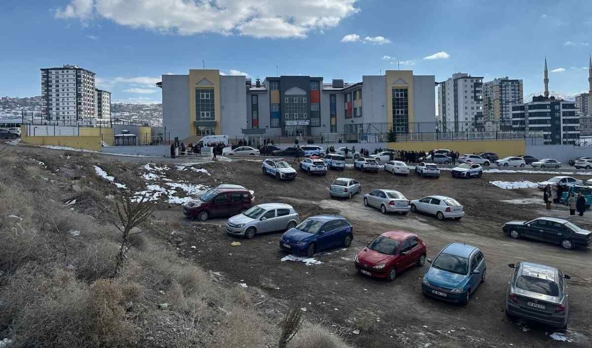 Kayseride Okulda Eski Eşini Öldürdü (5)