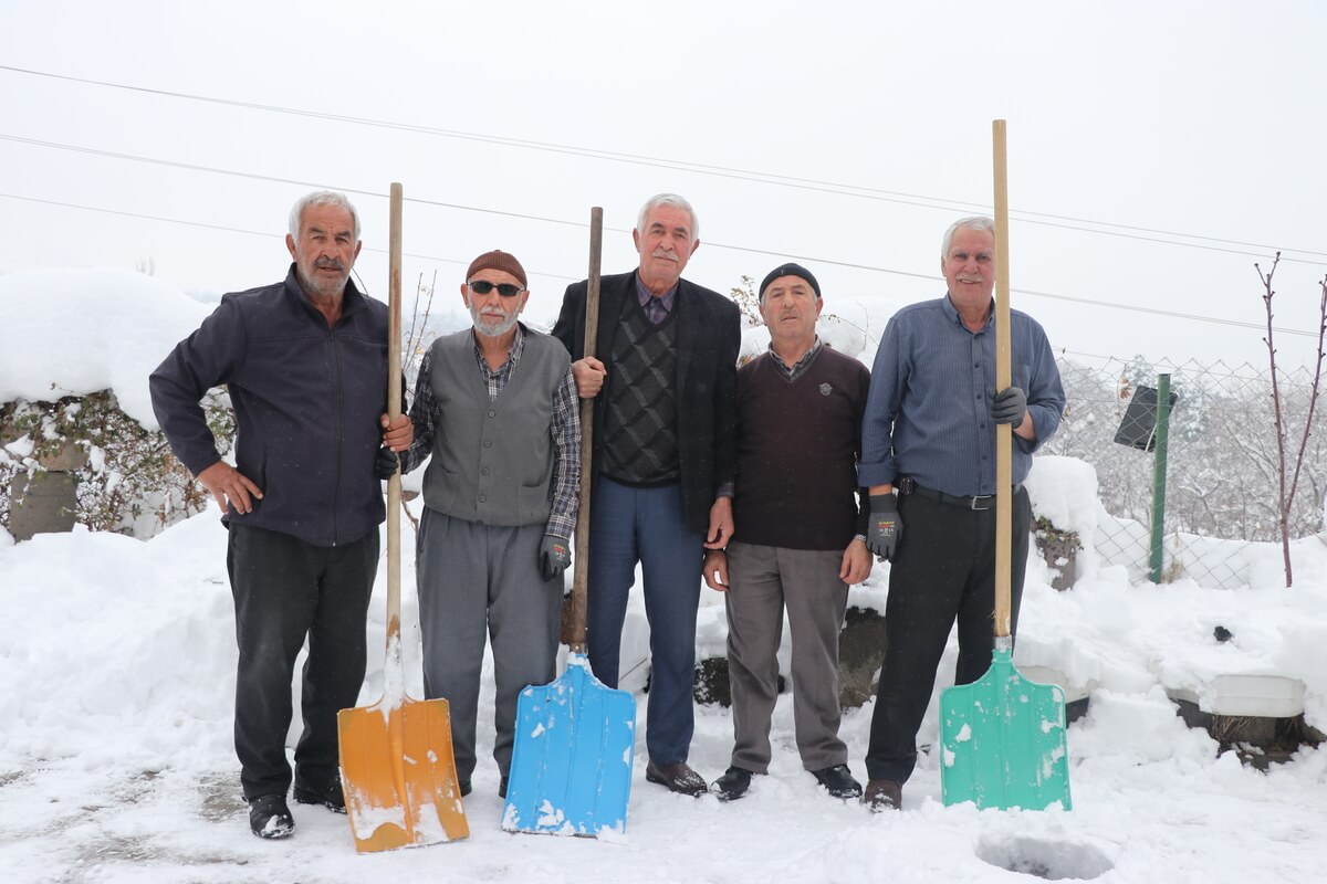 Kayseri'de 5 asırlık gelenek: Yazın serinlemek için bakın ne yapıyorlar!