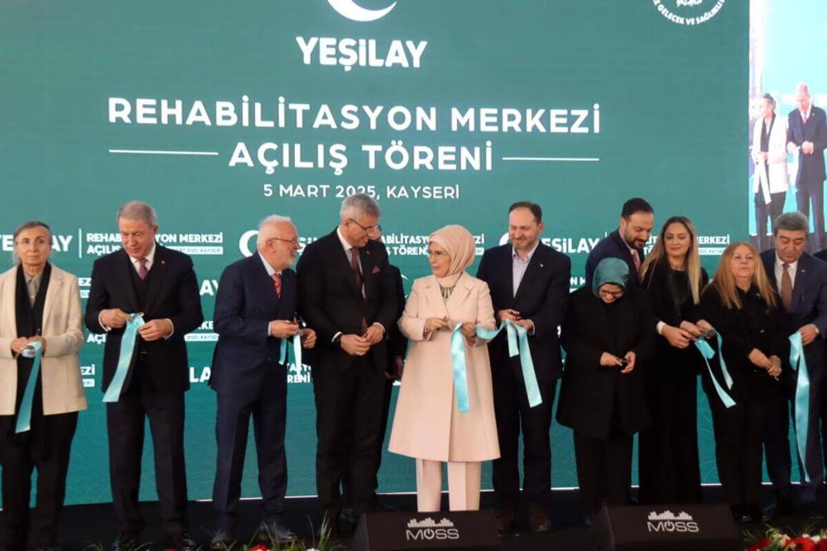 Kayseri’de Emine Erdoğan'dan bağımlılıkla mücadelede vurgusu!