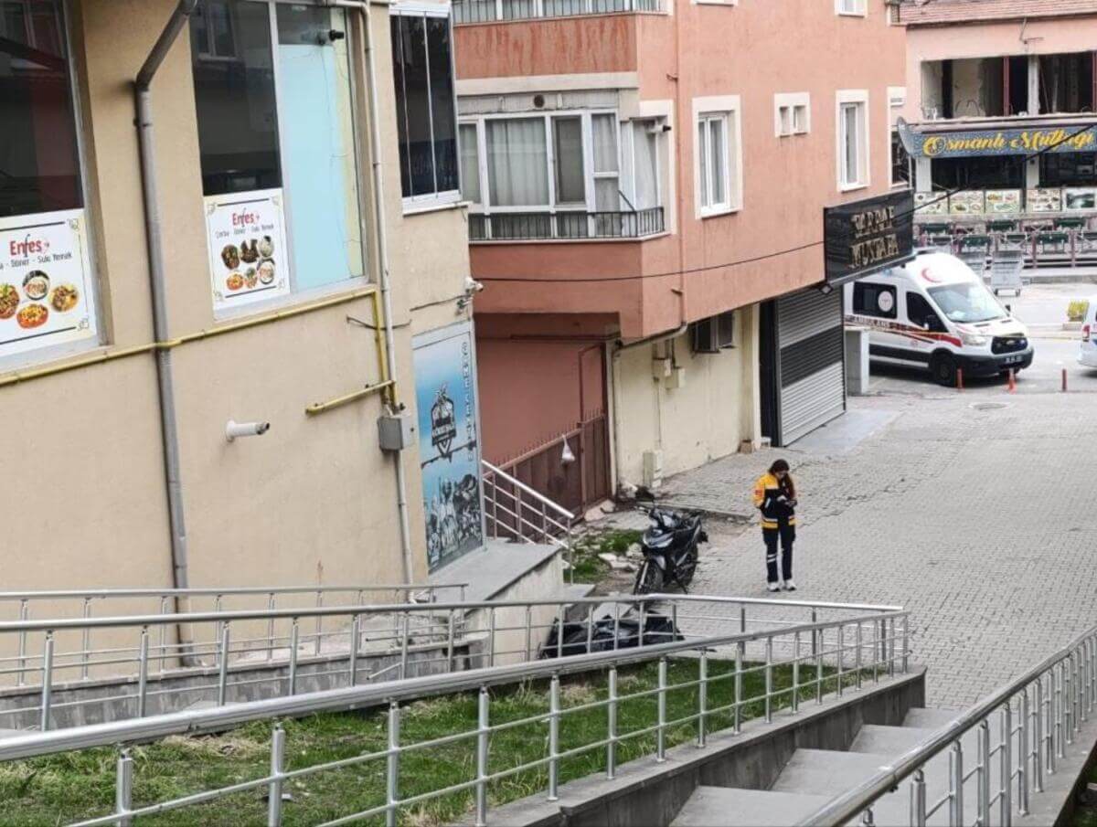 Kayseri'de 4. kattan düşen banka çalışanı hayatını kaybetti!