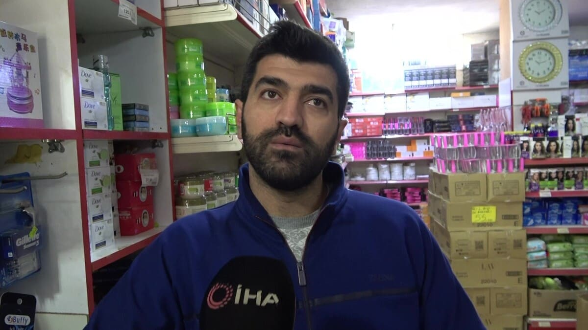 Bakkal Borçlarını Ödedi (5)